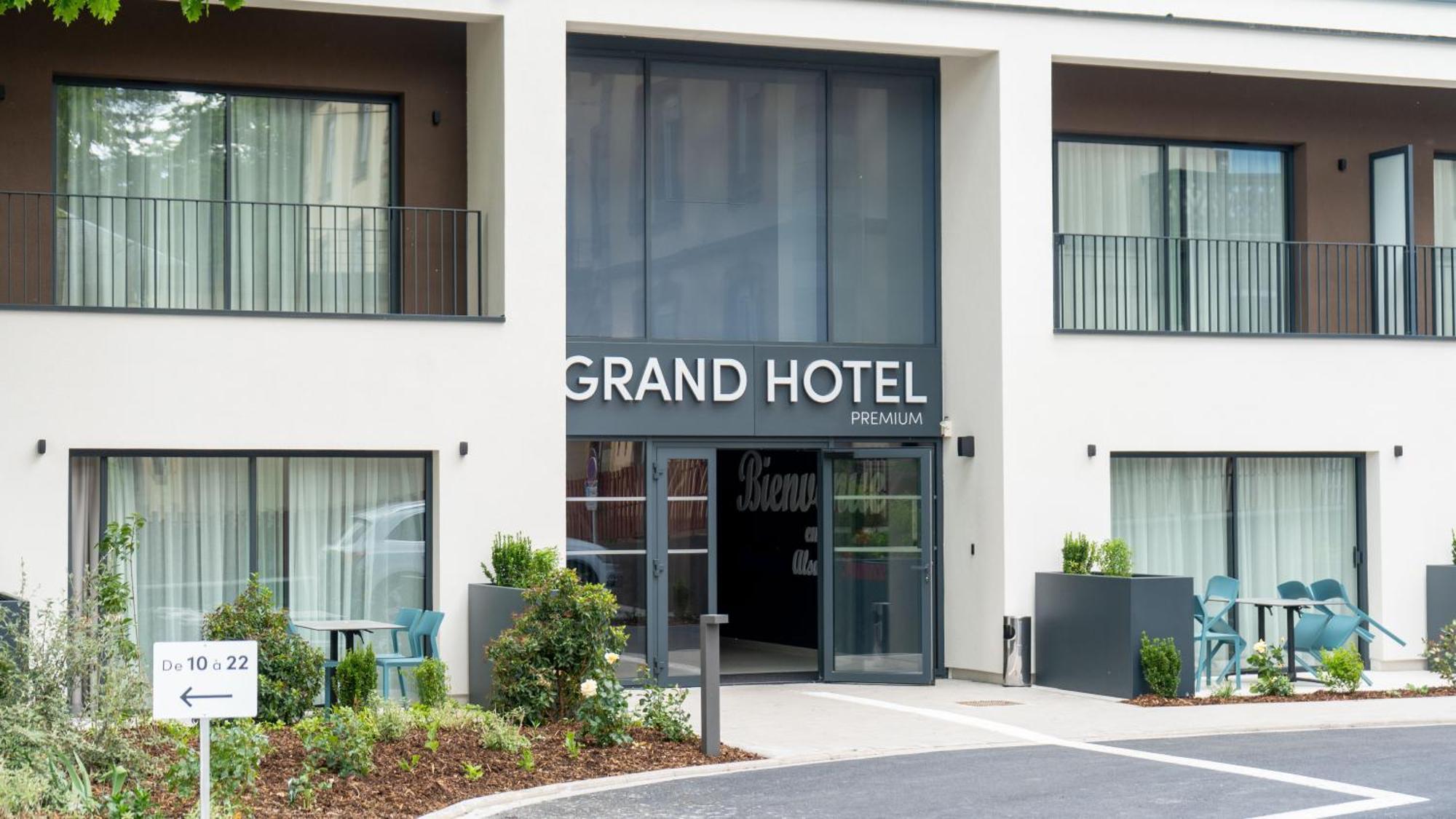 Brit Grand Hotel