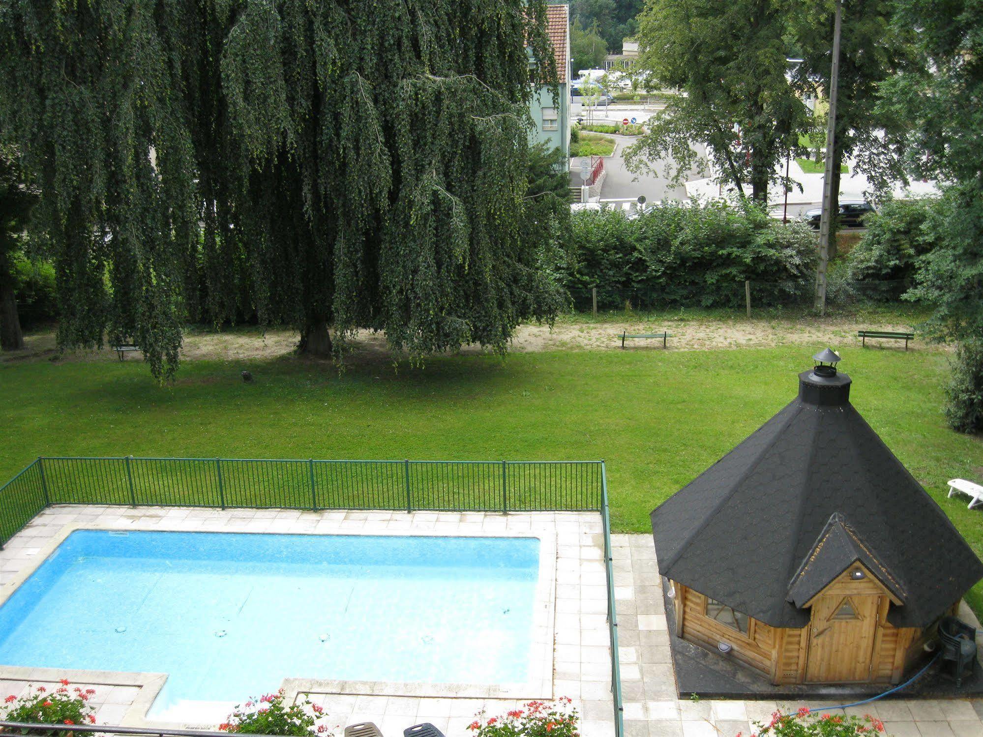 Hotel Brit Grand 3*